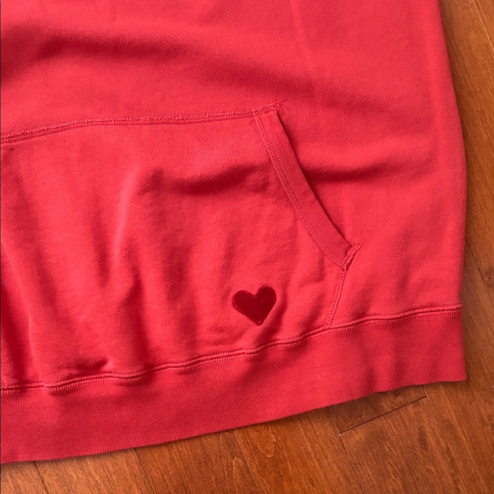 Cozy Red Heart Detail Sweater - Picture 3 of 4